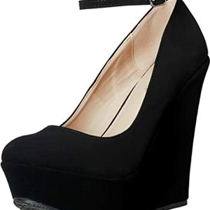 Black velveteen wedge size 5